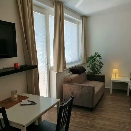 Studio Jaskovy Rad, Near Train Station And Center Appartamento